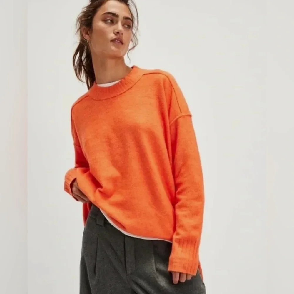 NWT Free People Phoebe Pullover~Shell Coral - Picture 2 of 2